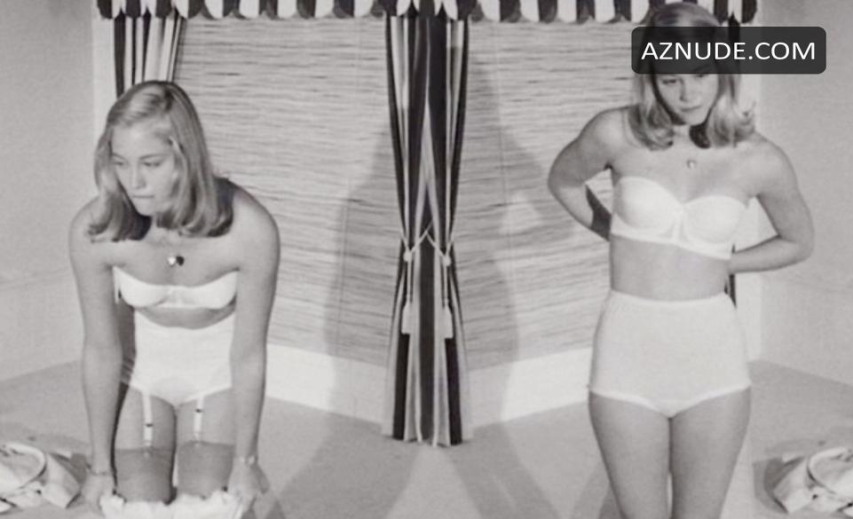 Cybill Shepherd in The Last Picture Show, photo 13