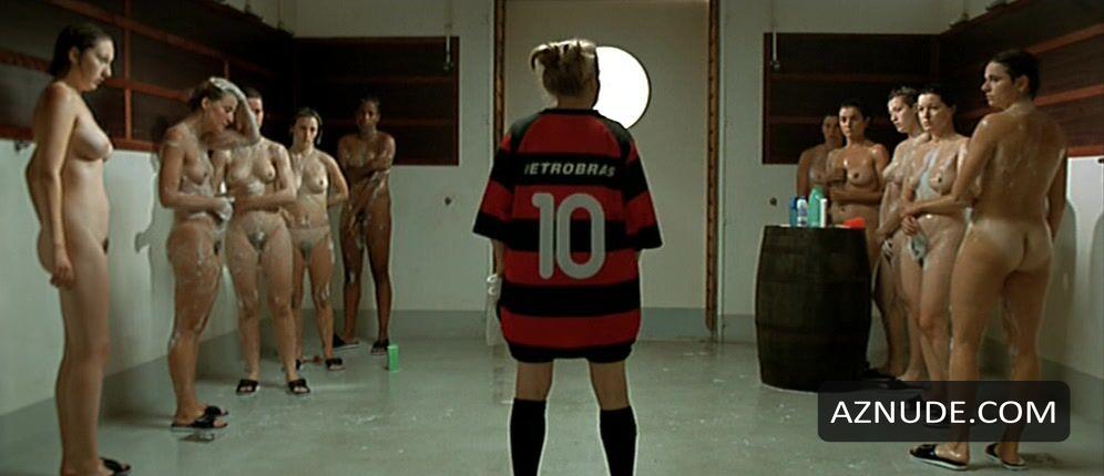 Emeline Bayart in 3 Zeros, photo 28