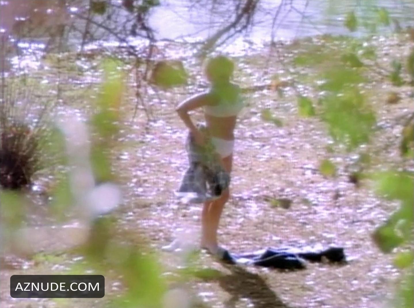 Holly Fields in Runaway Daughters, photo 0