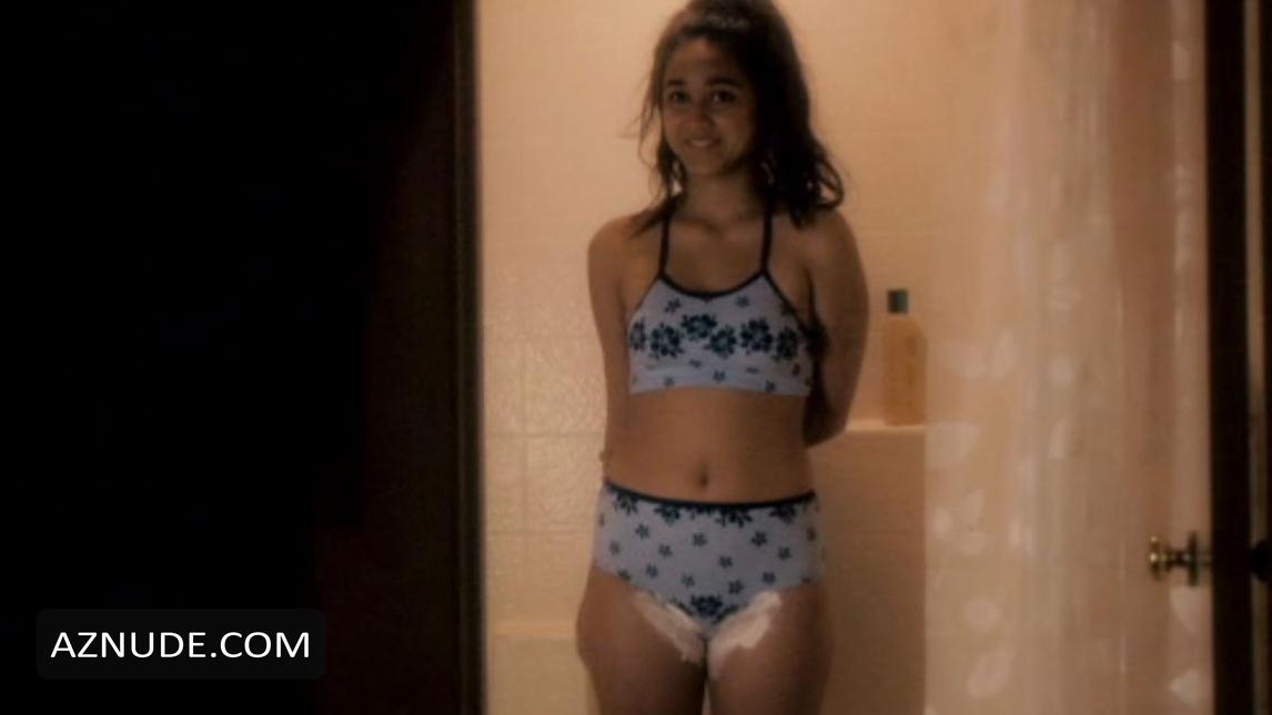 Summer Bishil in Towelhead, photo 0