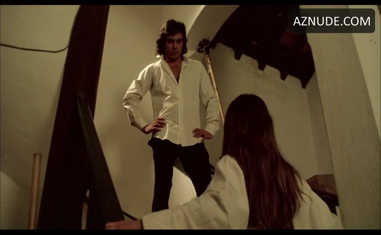 Ana Zanatti in Love Letters of a Portuguese Nun, photo 9