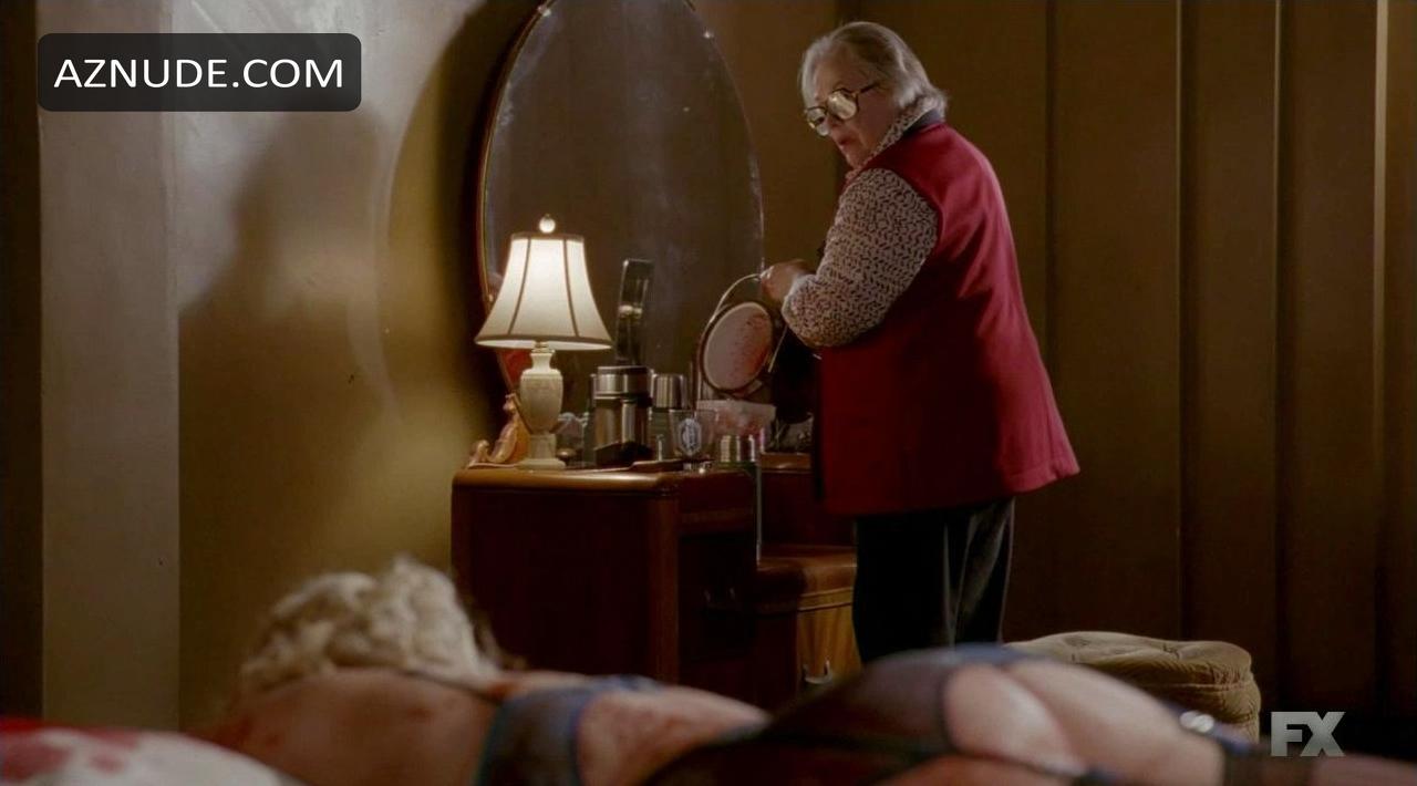 Maliabeth Johnson in American Horror Story (2011-), photo 1