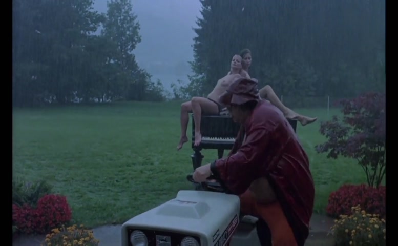 Gisela Hahn in Julia, photo 17