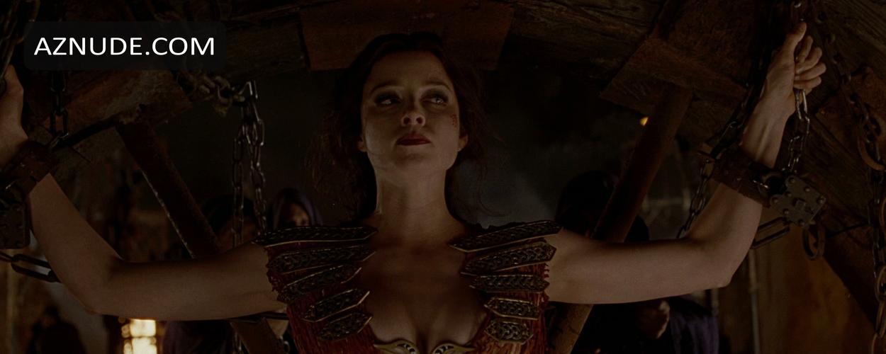 Rachel Nichols in Conan The Barbarian, photo 4