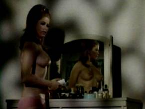 Vincene Wallace in Vixen!, photo 23