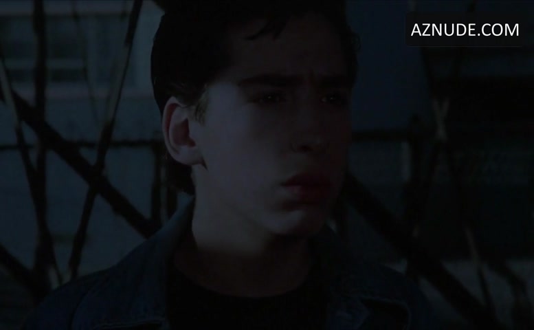 Diane Franklin in The Last American Virgin, photo 7