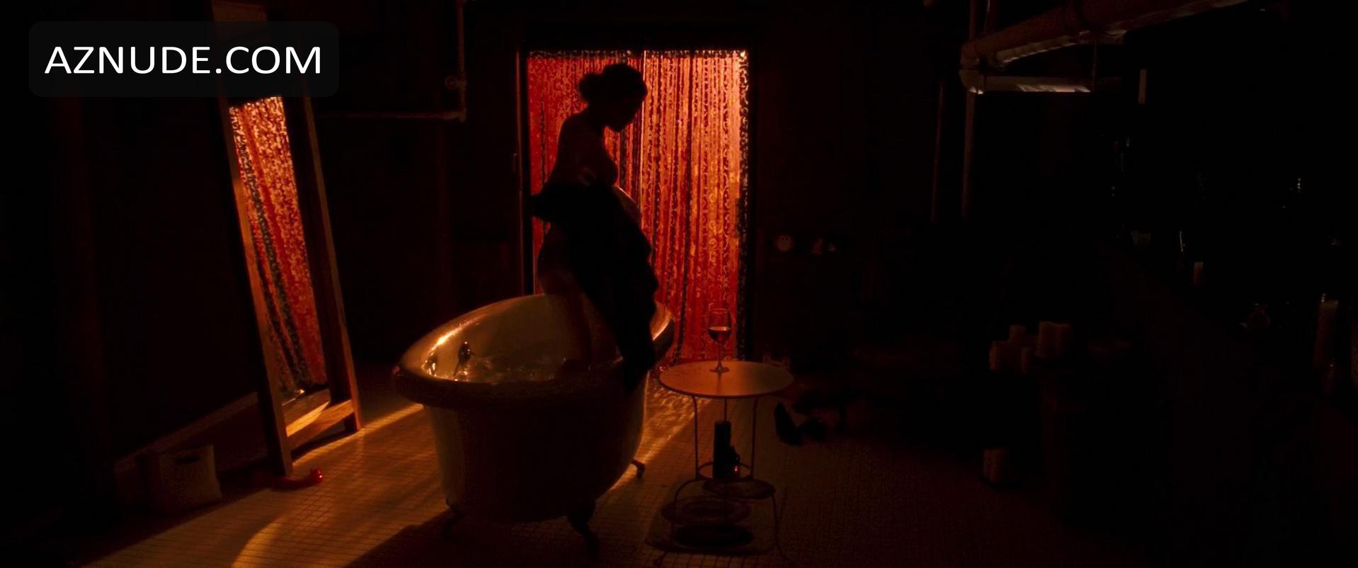 Sarah Roemer in Locked In, photo 10
