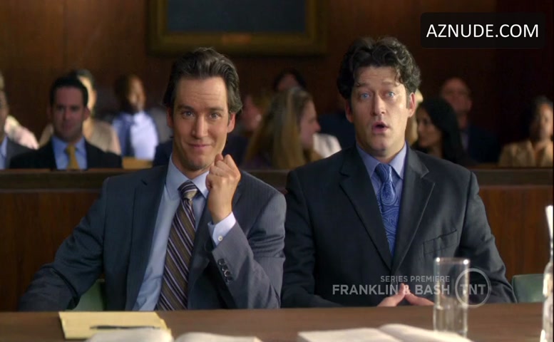 Mircea Monroe in Franklin And Bash, photo 7