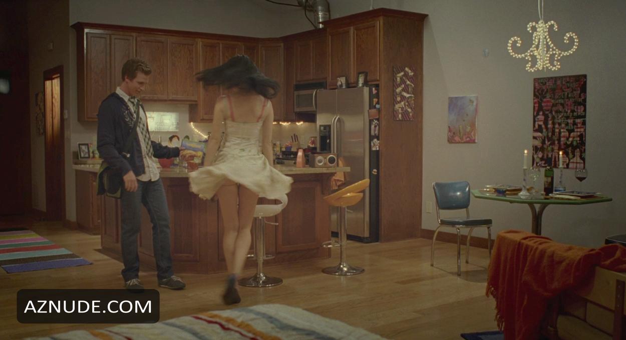 Krysten Ritter in How To Make Love To A Woman, photo 3