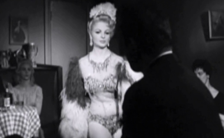Bonnie Sharie in The Brain That Wouldn't Die, photo 8