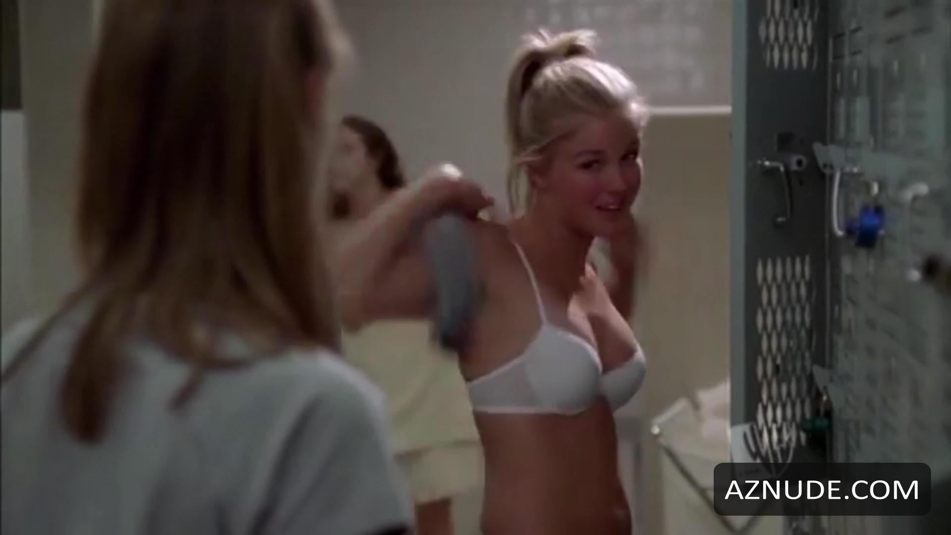 Keri Lynn Pratt in Jack & Bobby, photo 9