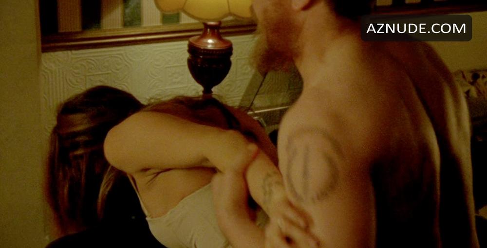 Charisma Carpenter in Psychosis, photo 2