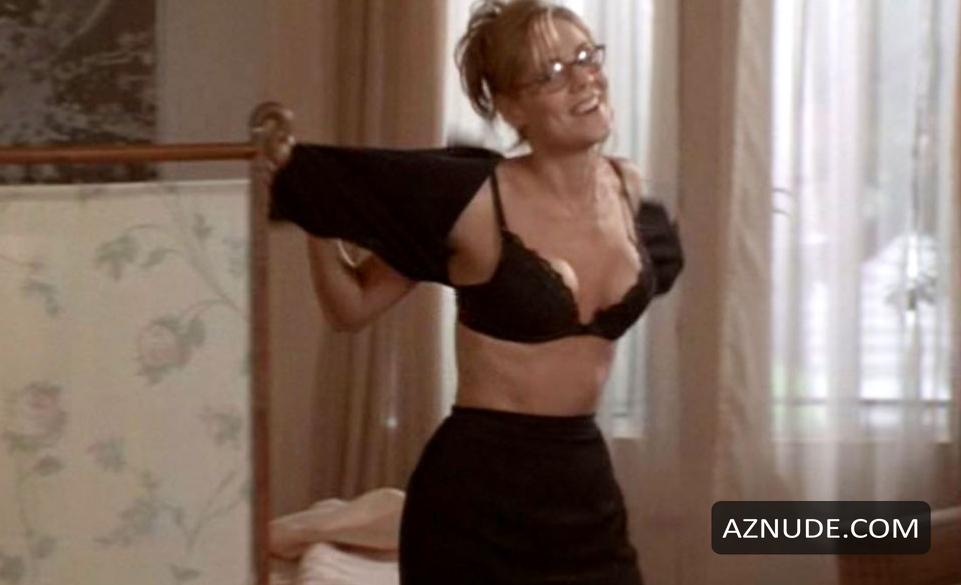 Mary McCormack in Private Parts, photo 1