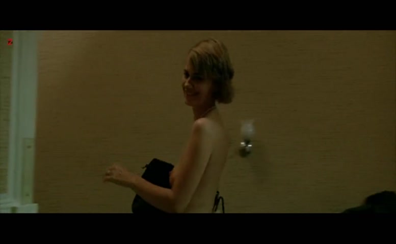 Miou Miou in Dog Day, photo 1