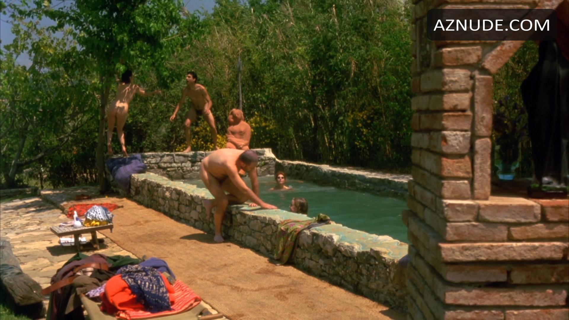 Rachel Weisz in Stealing Beauty, photo 13
