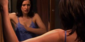Paget Brewster in Huff (2004-2006), photo 16