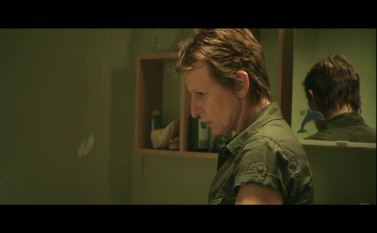 Christina Drechsler in Cracks in the Shell, photo 2