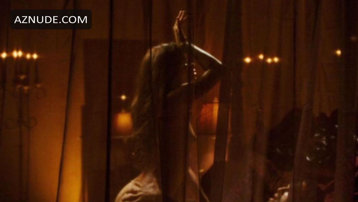 Zulay Henao in Illegal Tender, photo 1