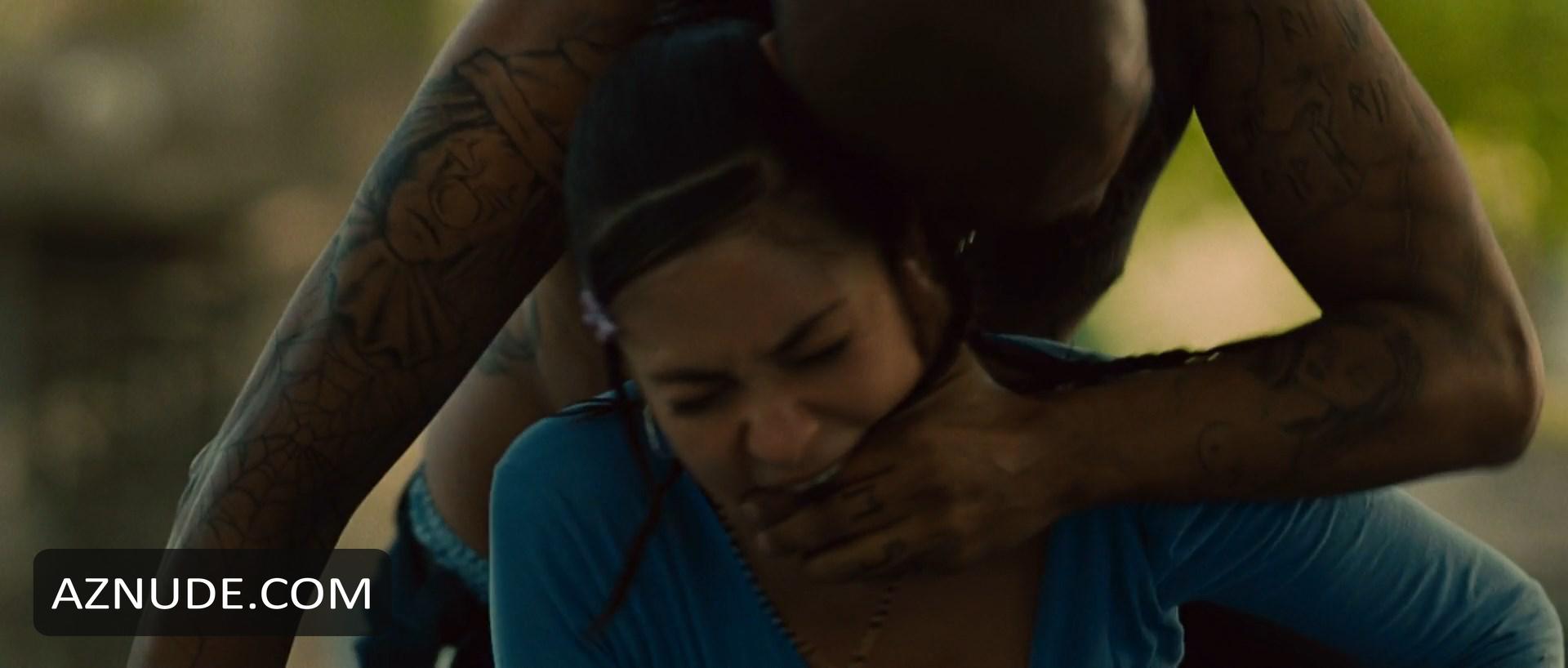 Diana Garcia in Sin Nombre, photo 24