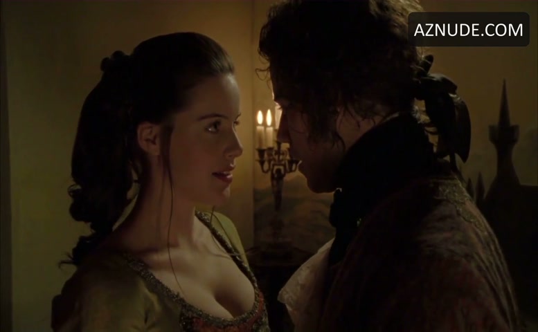 Michelle Ryan in Mansfield Park, photo 1