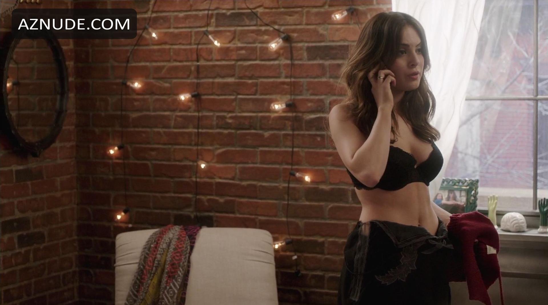 Elizabeth Gillies in Sex & Drugs & Rock & Roll, photo 9