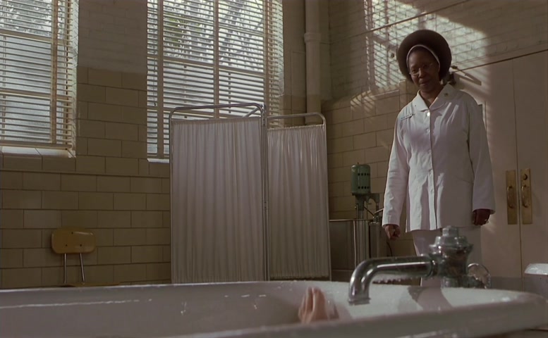 Winona Ryder in Girl, Interrupted, photo 23