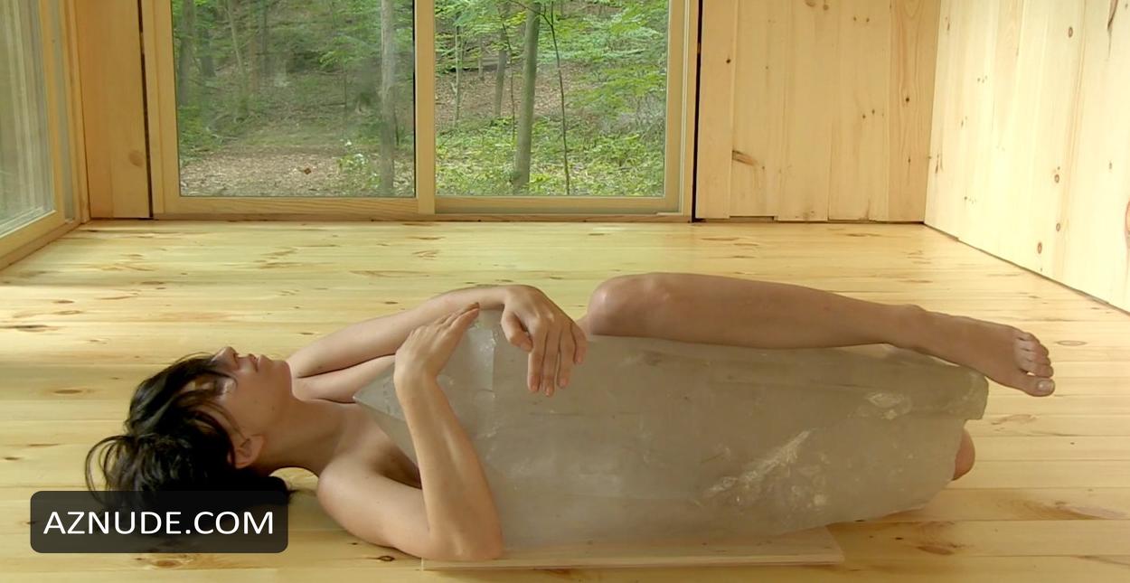 Lady Gaga in The Abramovic Method Practiced By Lady Gaga, photo 7