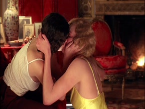 Penelope Cruz in Head in the Clouds, photo 5