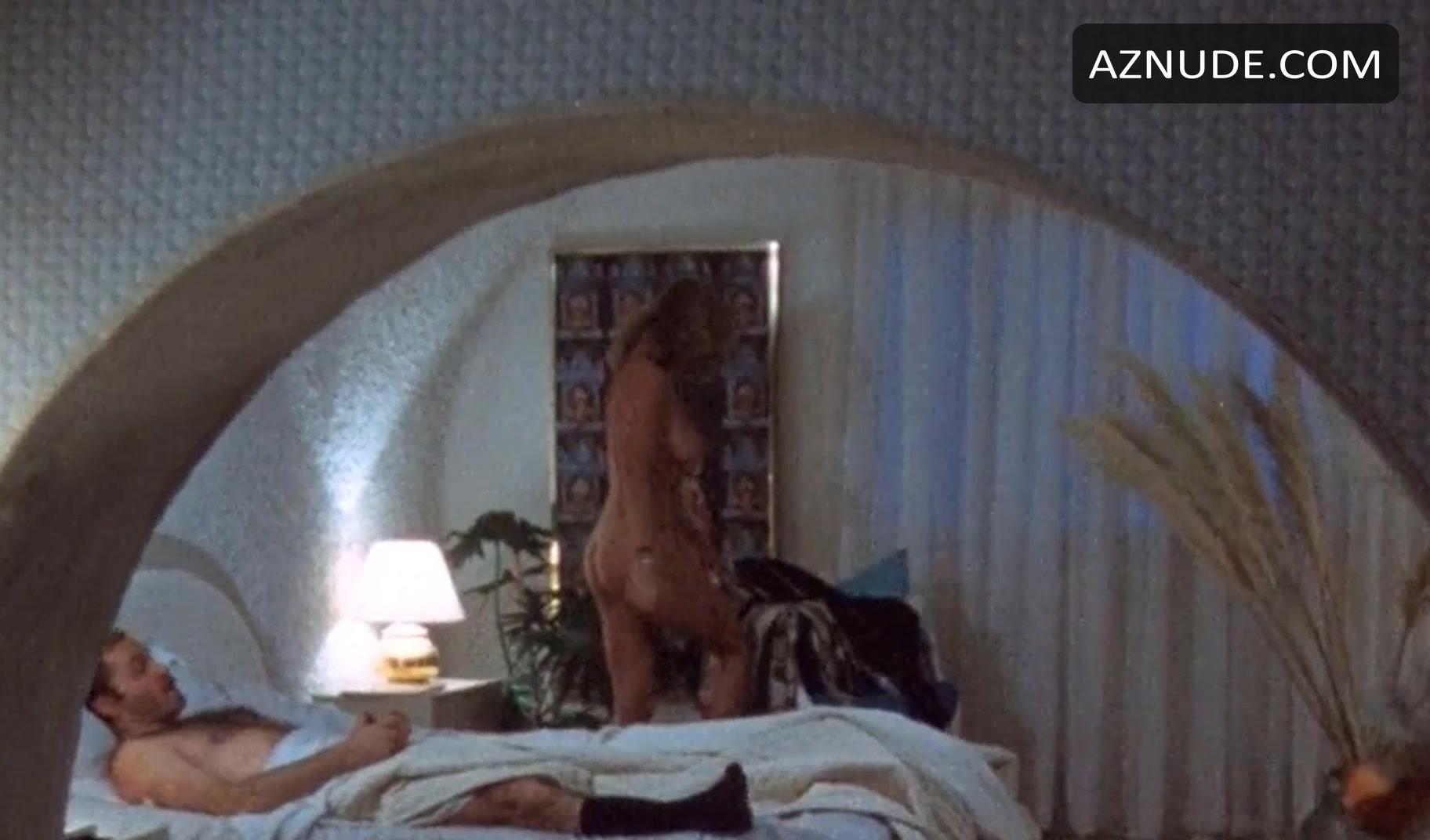 Sybil Danning in The Day of the Cobra, photo 32