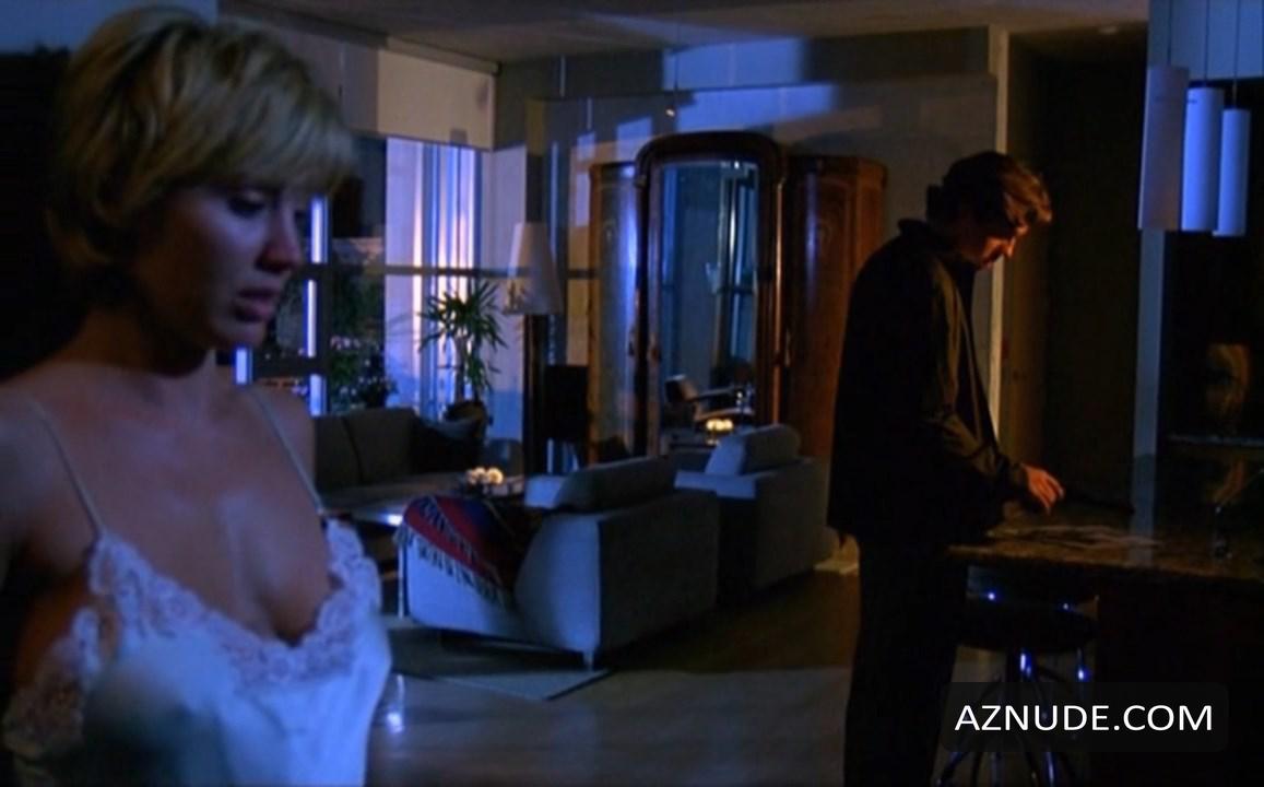 Bobbie Phillips in The Hustle, photo 49