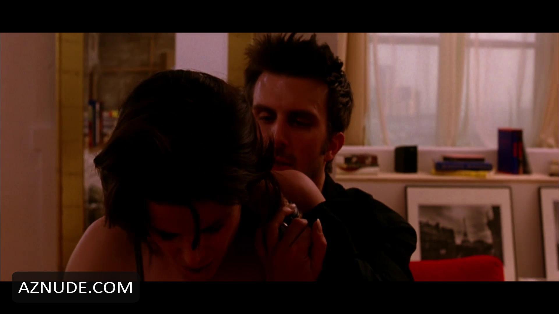 Neve Campbell in When Will I Be Loved, photo 15
