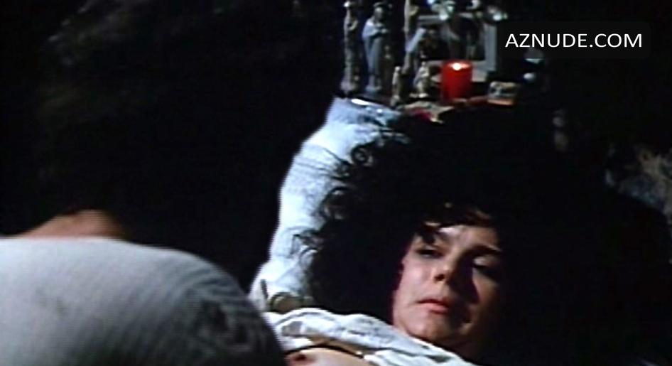 Agostina Belli in The Seduction Of Mimi, photo 2