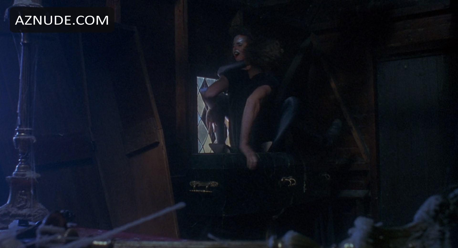 Patricia Rodriguez in Night of the Demons 3, photo 33