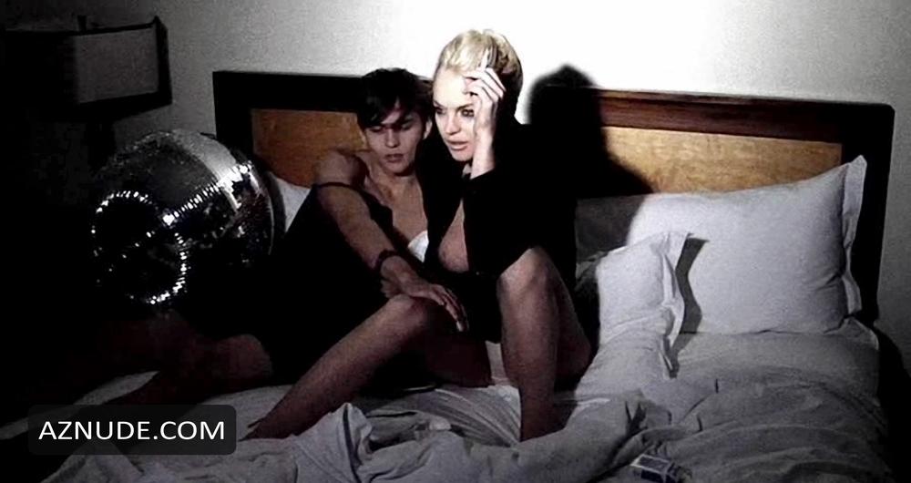 Lindsay Lohan in Lindsay's Private Party, photo 1