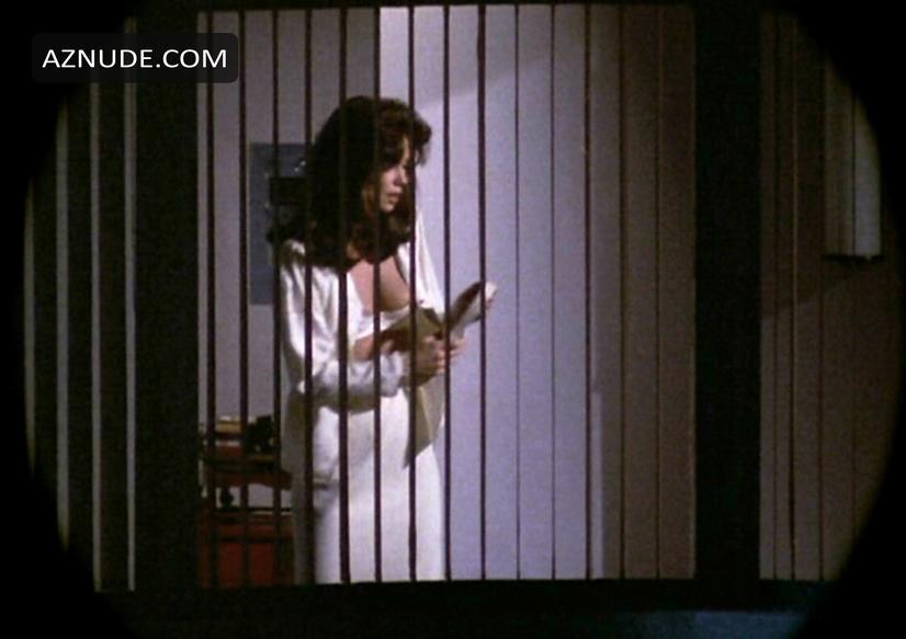 Deborah Shelton in Body Double, photo 6