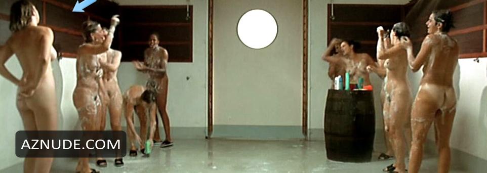Emeline Bayart in 3 Zeros, photo 6