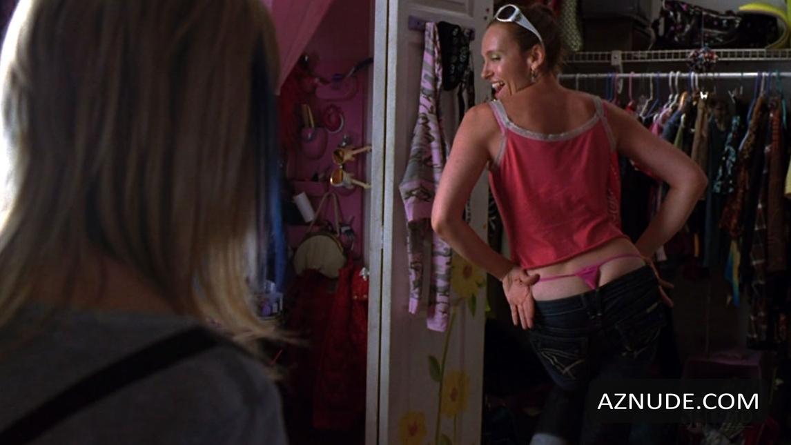 Toni Collette in United States of Tara (2009-2010), photo 3