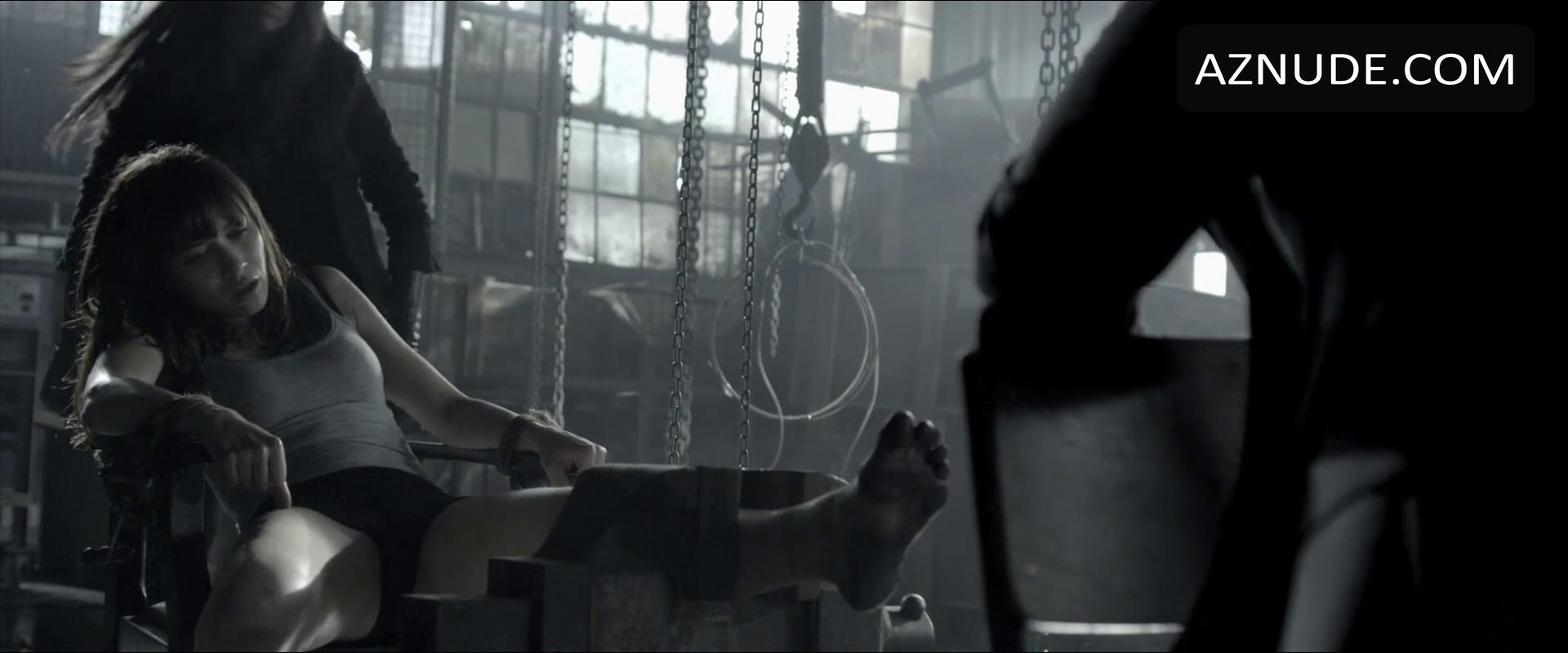 Olga Kurylenko in Momentum, photo 3