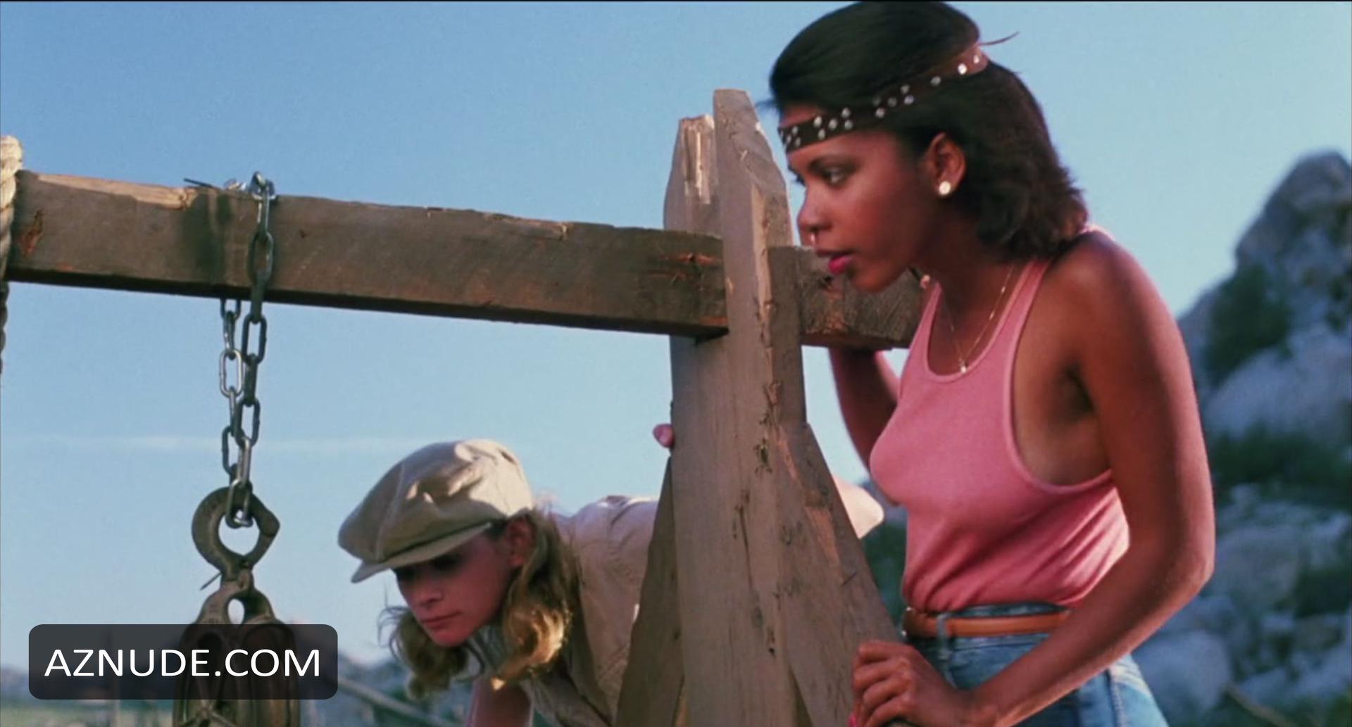 Penny Johnson in The Hills Have Eyes Part II, photo 11