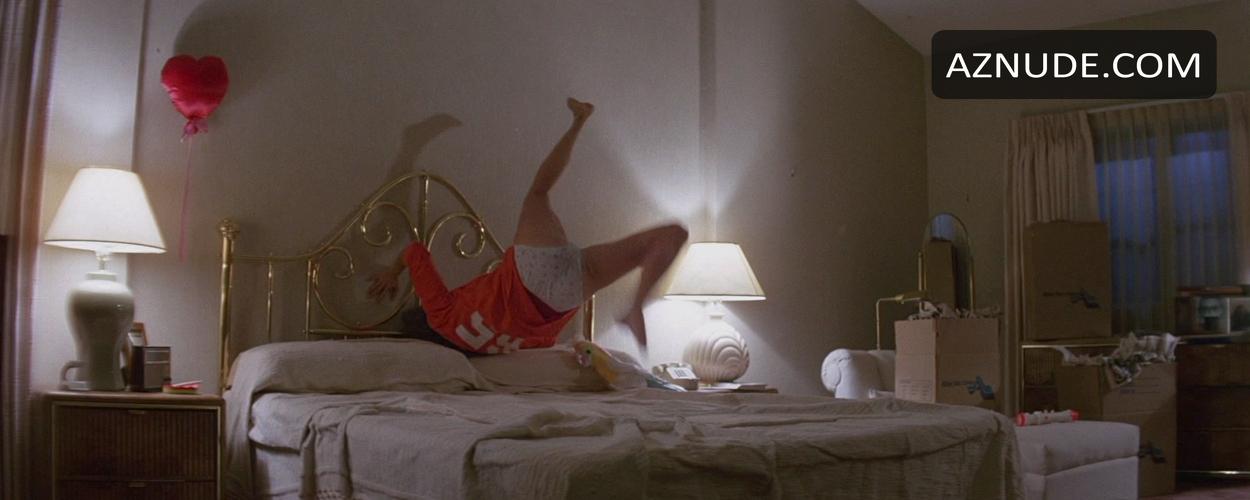 Jo Beth Williams in Poltergeist, photo 6