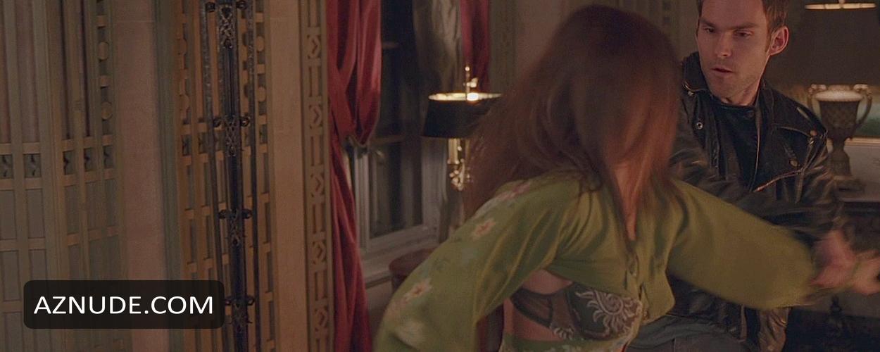 Jaime King in Bulletproof Monk, photo 4
