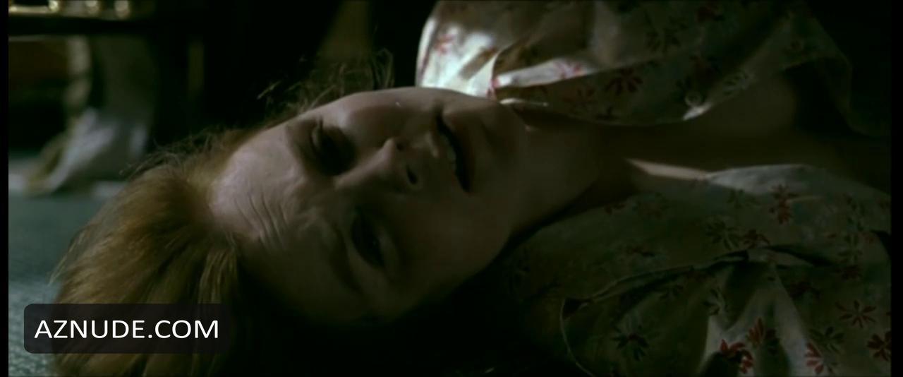 Isabelle Carre in Anna M., photo 16