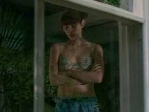 Polly Shannon in The Girl Next Door, photo 13