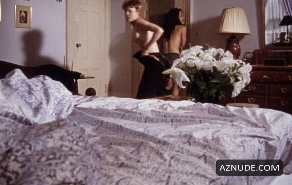 Laurel Holloman in The Incredibly True Adventure Of Two Girls In Love, photo 4