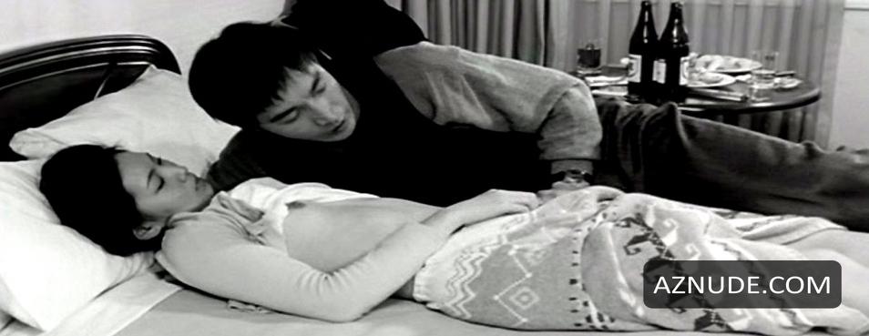 Eun-joo Lee in Virgin Stripped Bare by Her Bachelors, photo 4
