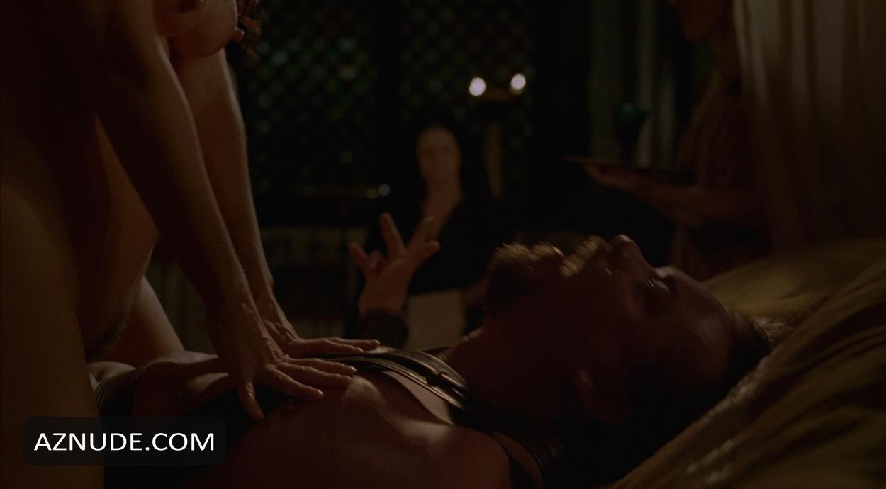 Polly Walker in Rome, photo 14