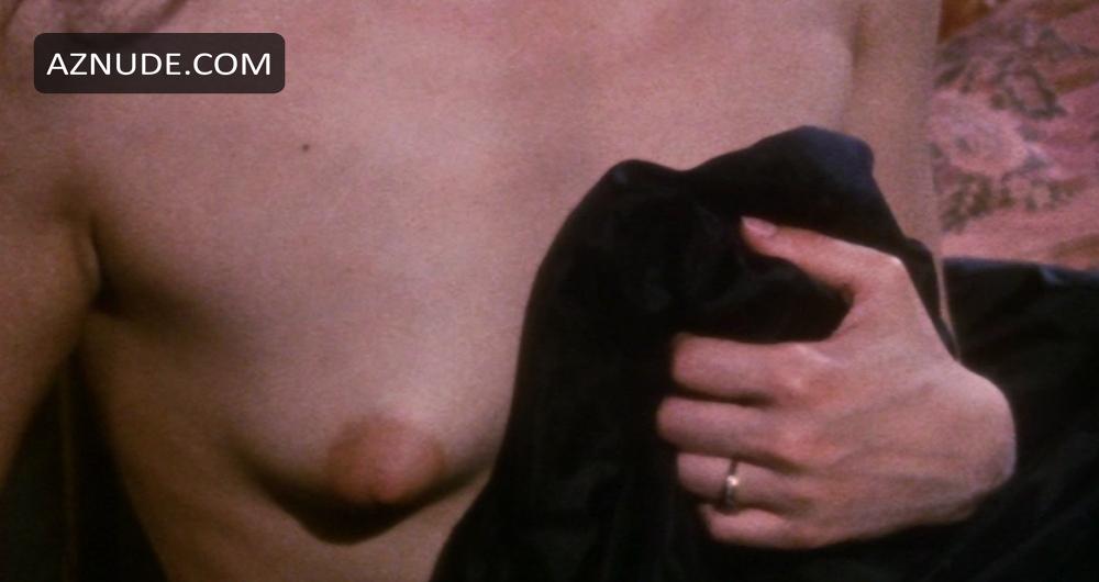 Ria De Simone in A Cat in the Brain, photo 3