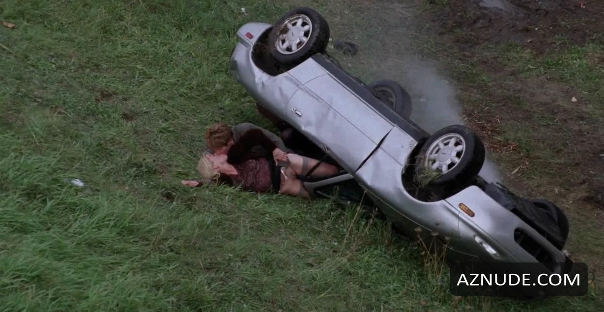 Deborah Kara Unger in Crash (2008-2009), photo 12
