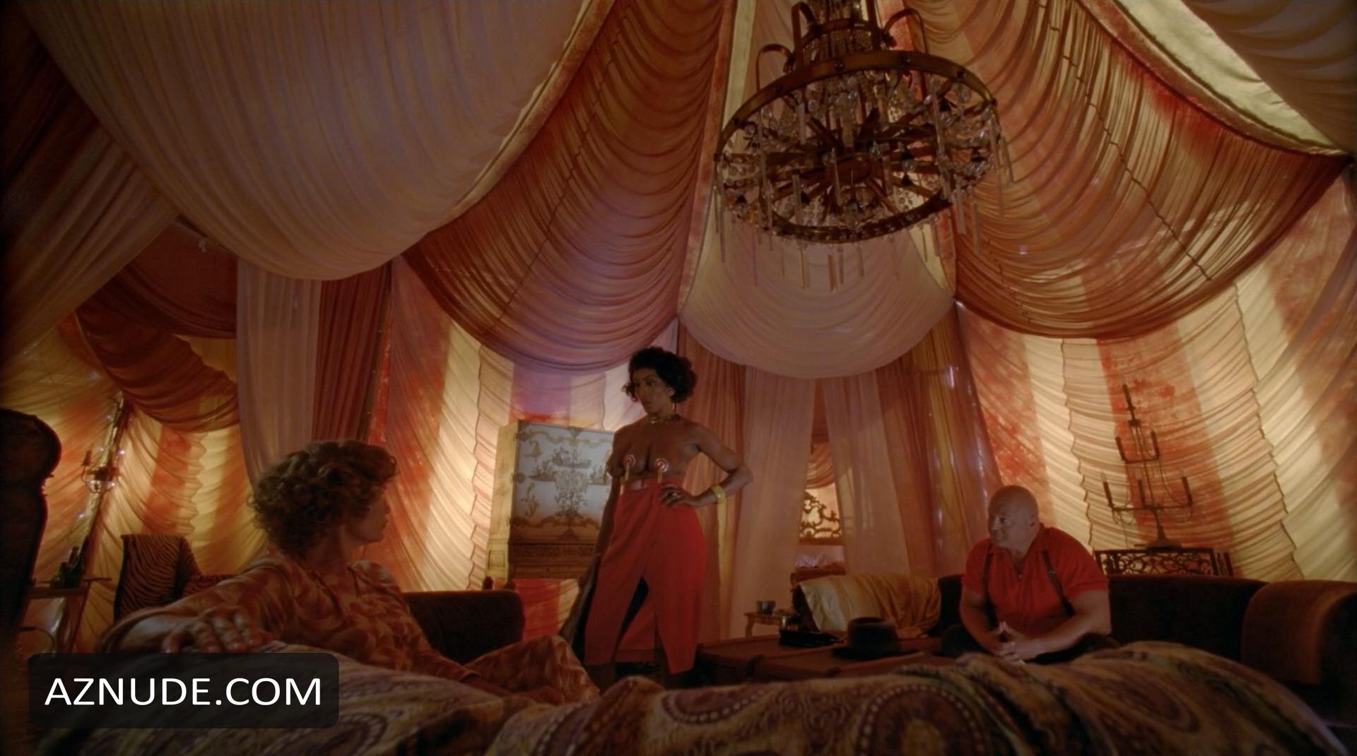 Angela Bassett in American Horror Story (2011-), photo 9