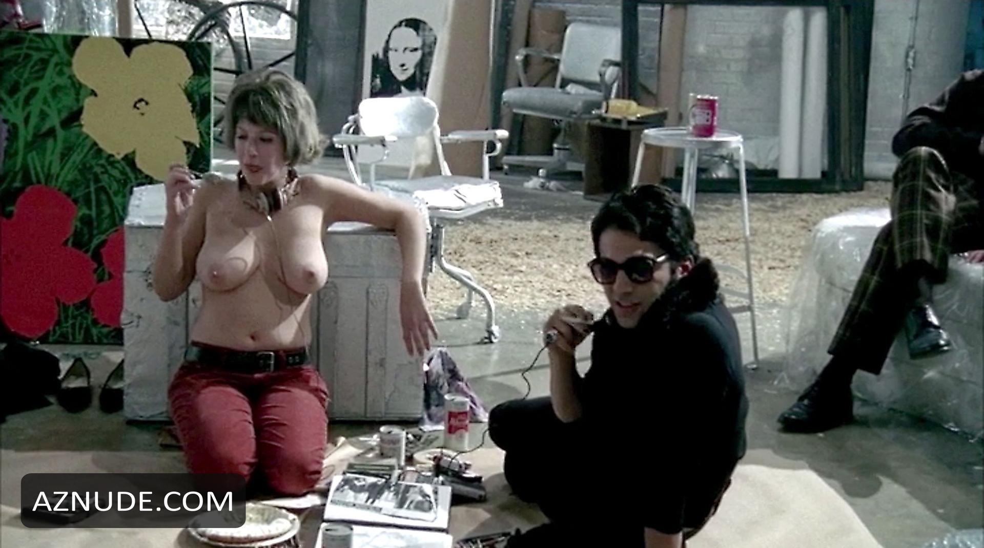 Tara Summers in Factory Girl, photo 3